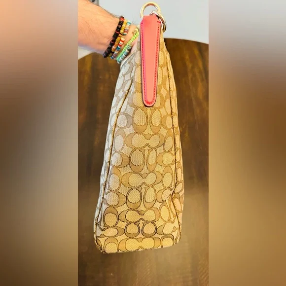 Coach Celeste Convertible Hobo Crossbody Bag Pink Accent-Missing Strap - Picture 2 of 13